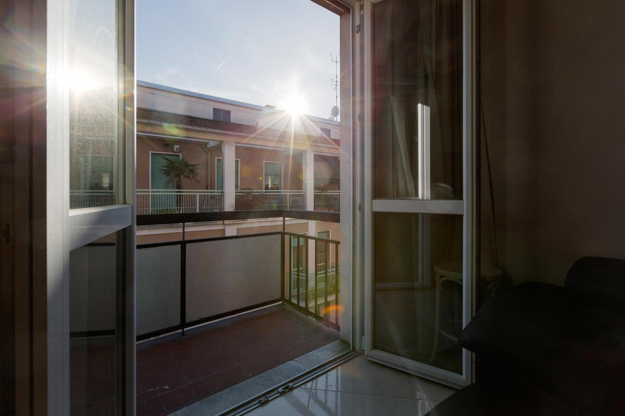 Niguarda Bright Apartment W/ Balcony Milano Esterno foto